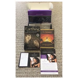 Grounded Beauty 99.9% Silver Pillowcase